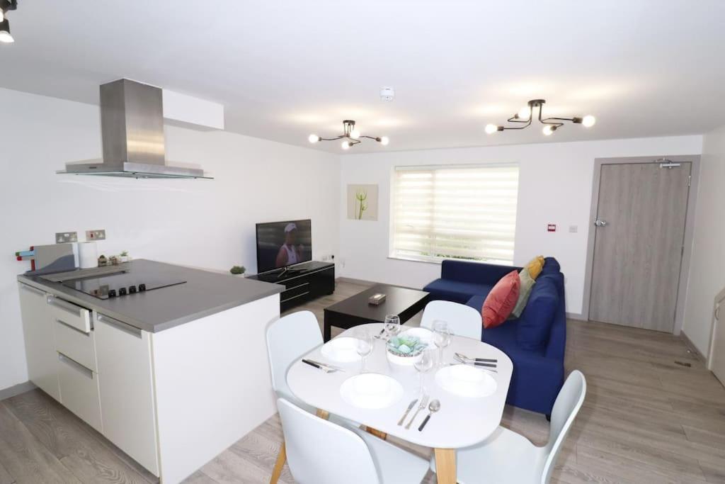 Horizon House, Luxury 2-Bedroom Flat 3 أكسفورد المظهر الخارجي الصورة