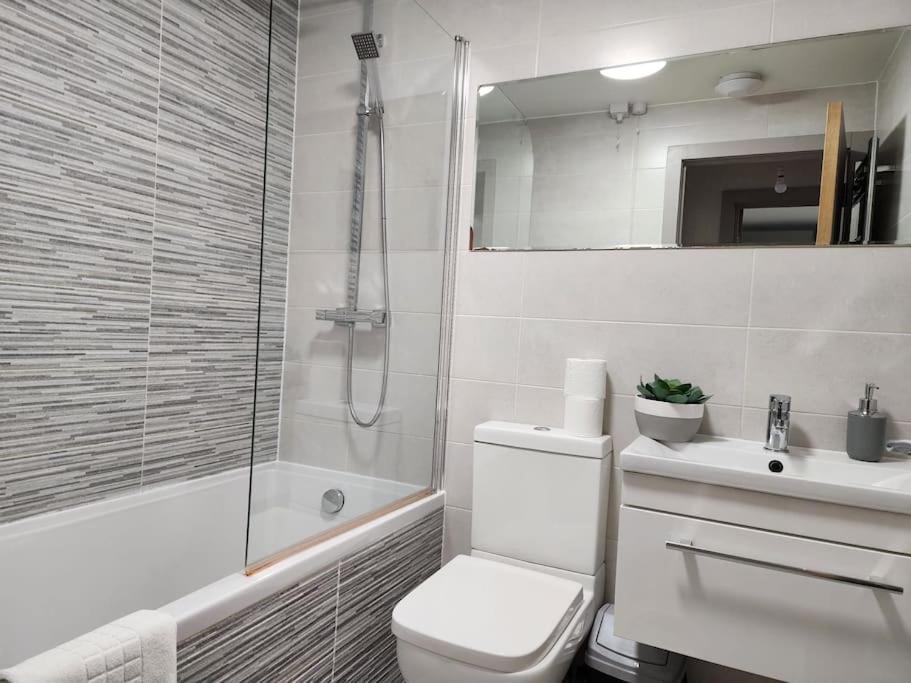 Horizon House, Luxury 2-Bedroom Flat 3 أكسفورد المظهر الخارجي الصورة